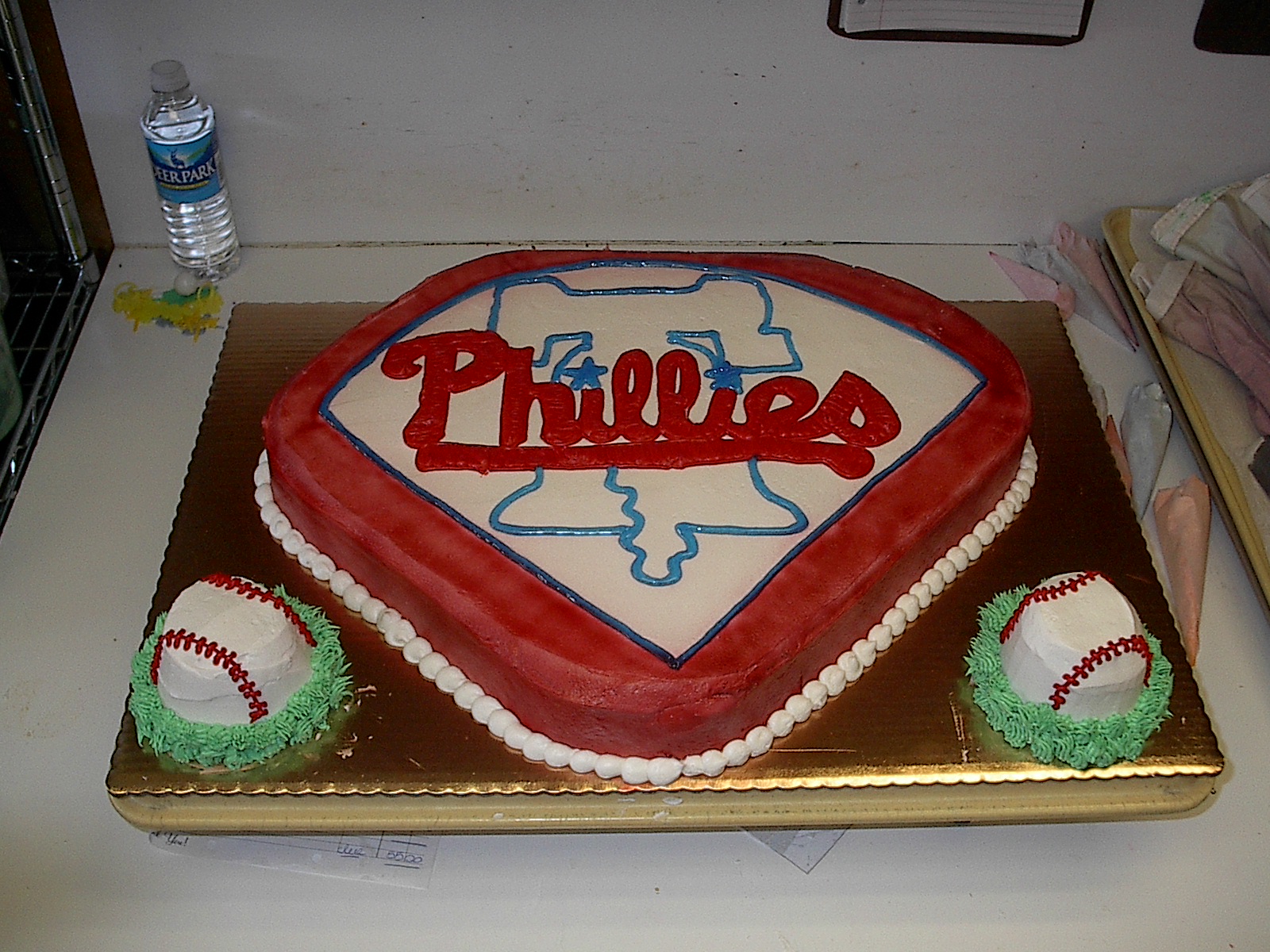 Phillies Logo Cake